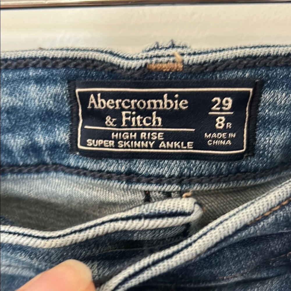 Abercrombie & Fitch Blue Cropped Jeans - Picture 2 of 11